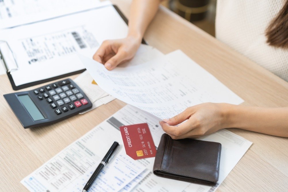 6 in 10 homeowners could overlook ways to save by skipping budget reviews